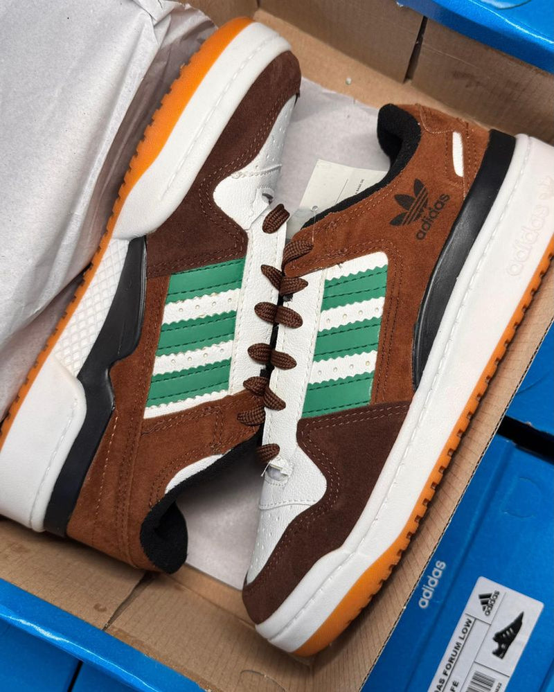 Tênis Adidas Forum Low 84 ADV Bege com Verde