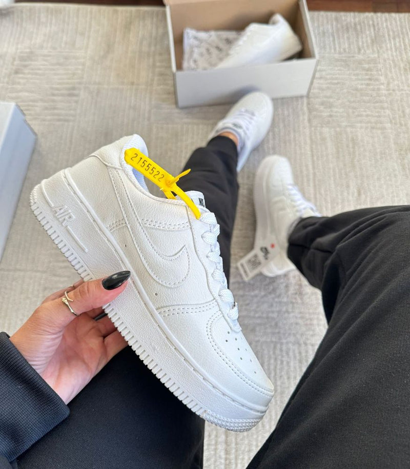 Tênis Nike Air Force 1 Branco Feminino