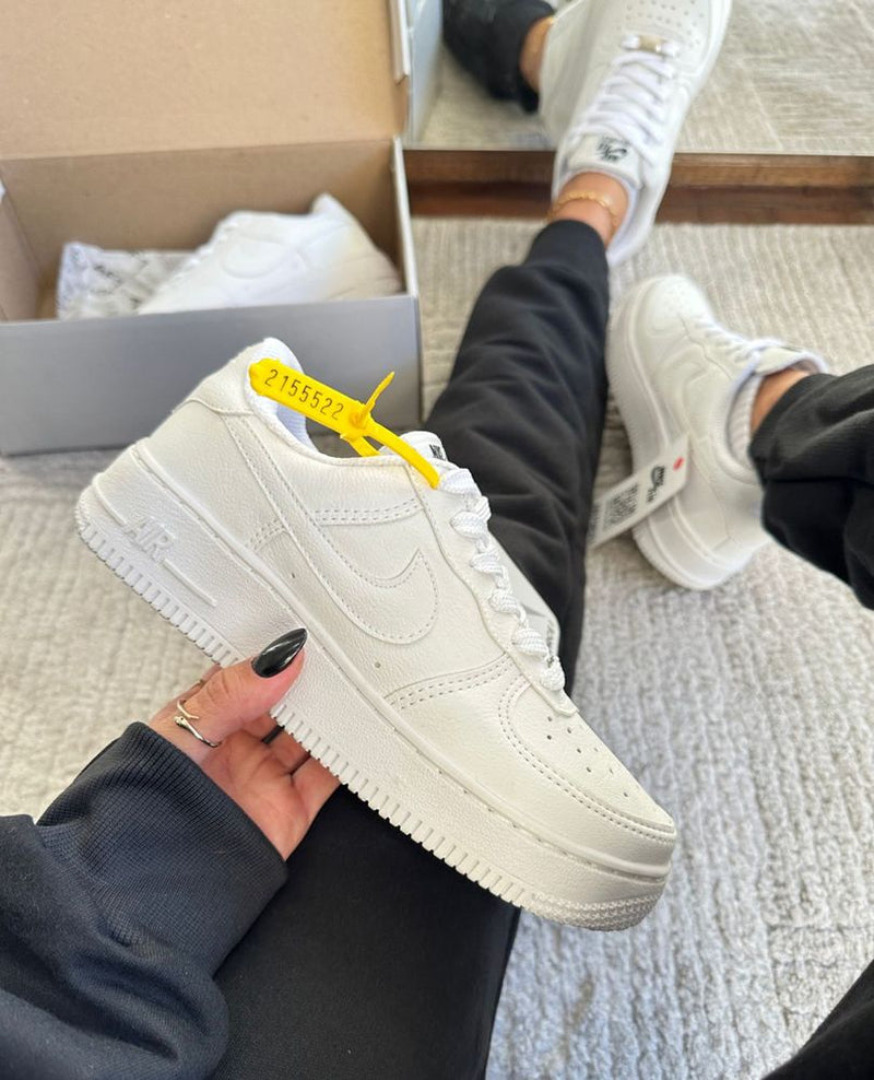 Tênis Nike Air Force 1 Branco Feminino