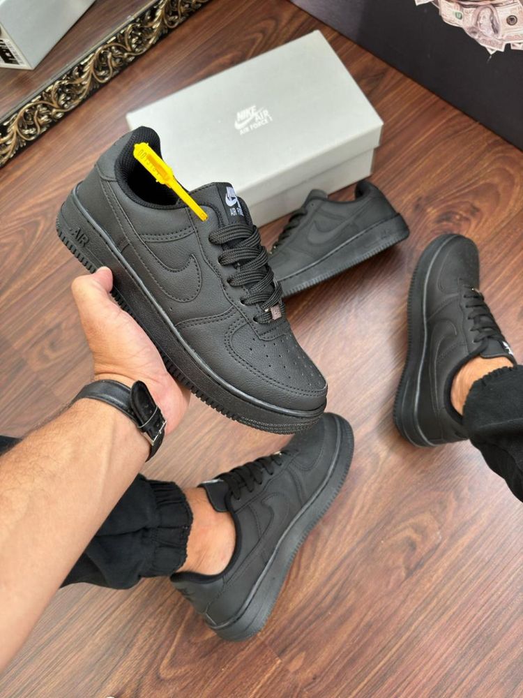 Tênis Nike Air Force 1 Preto Masculino